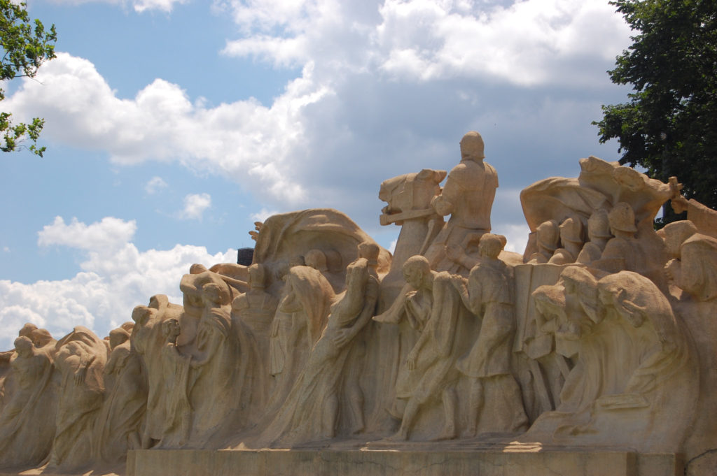 Fountain of Time in Washington Park | Imange by Eric Allix Rogers CC BY